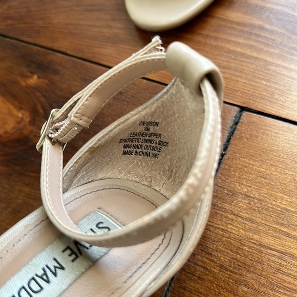 Steve Madden Carrson size 6, nude - Picture 3 of 4
